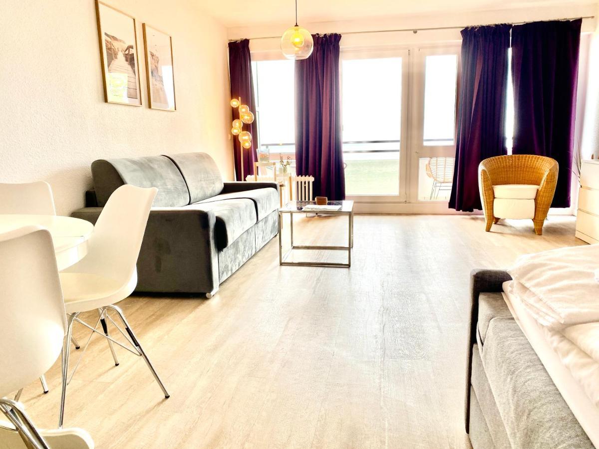 Studio Mit Panorama-Meerblick Und Direkter Strandlage In Scharbeutz Bagian luar foto